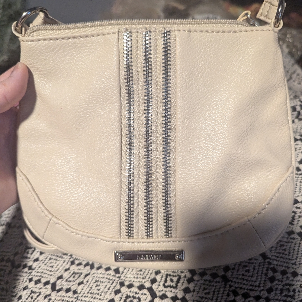 Nine West - beige Crossbody Bag - Zipper Details - Picture 1 of 4